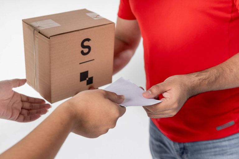 Cómo enviar un paquete por estafeta guia completa